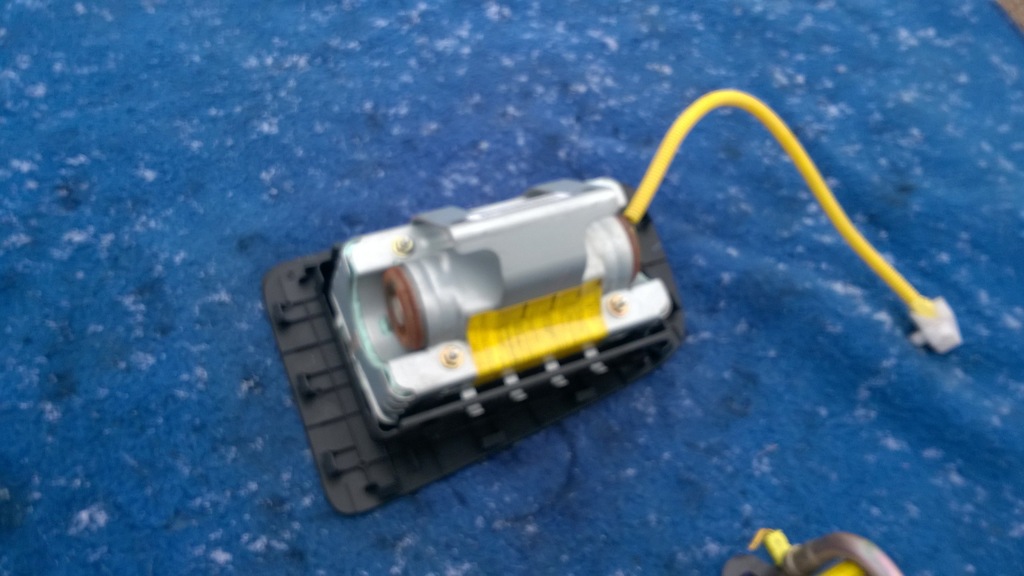 фото №10, Toyota avensis verso lift - комплект подушек подушка безопасности