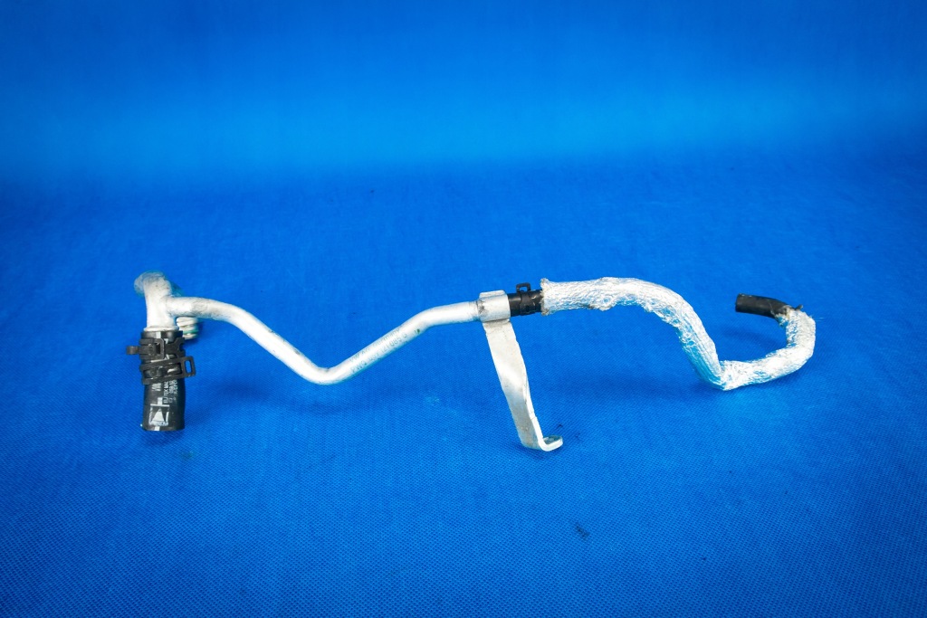 фото №1, Труба водяна audi a5 8w6 a6 4k a7 4k8 059121085g