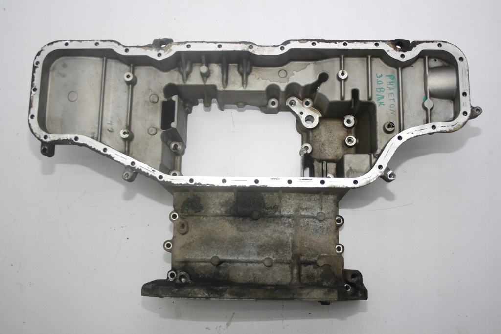 фото №8, Поддон масляная vw phaeton audi a8 3.0 tdi bmk 059103603af