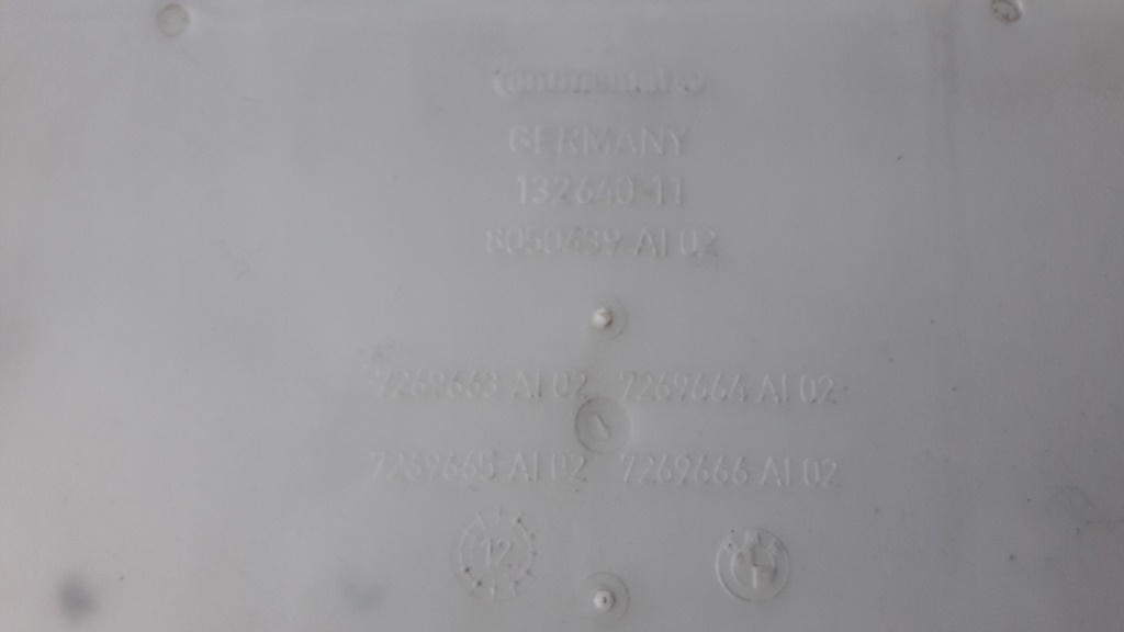 фото №5, Бачок розпилювача bmw f11 na 2 pomki komple