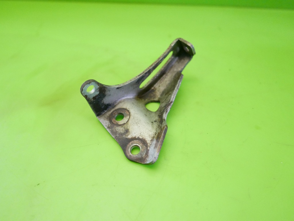 фото №1, Кронштейн кронштейн генератора honda accord v 2.2 16v