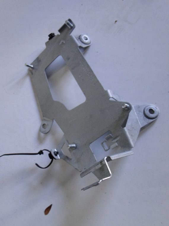 Купить Mercedes sl r230 каркас кронштейн a2305451840