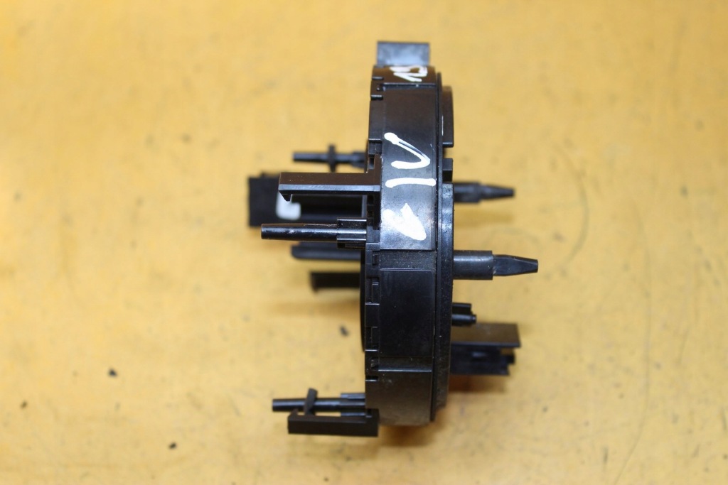 фото №3, Лента шлейф подушка безопасности golf iv 1j0959653b