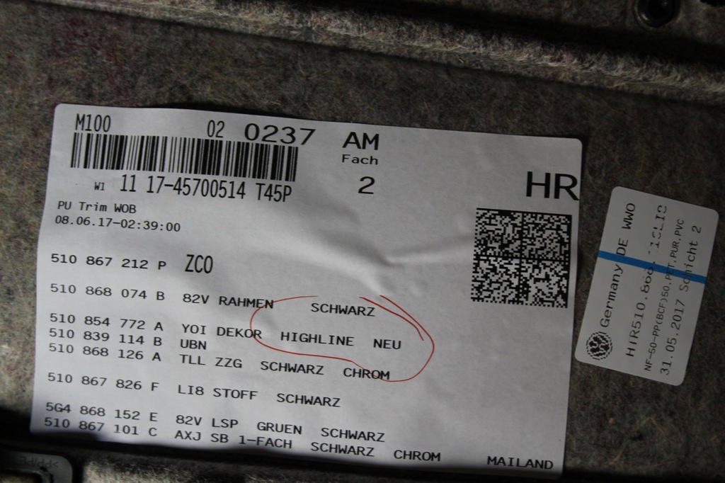 фото №4, Обивка дверь задняя правый vw golf sportsvan