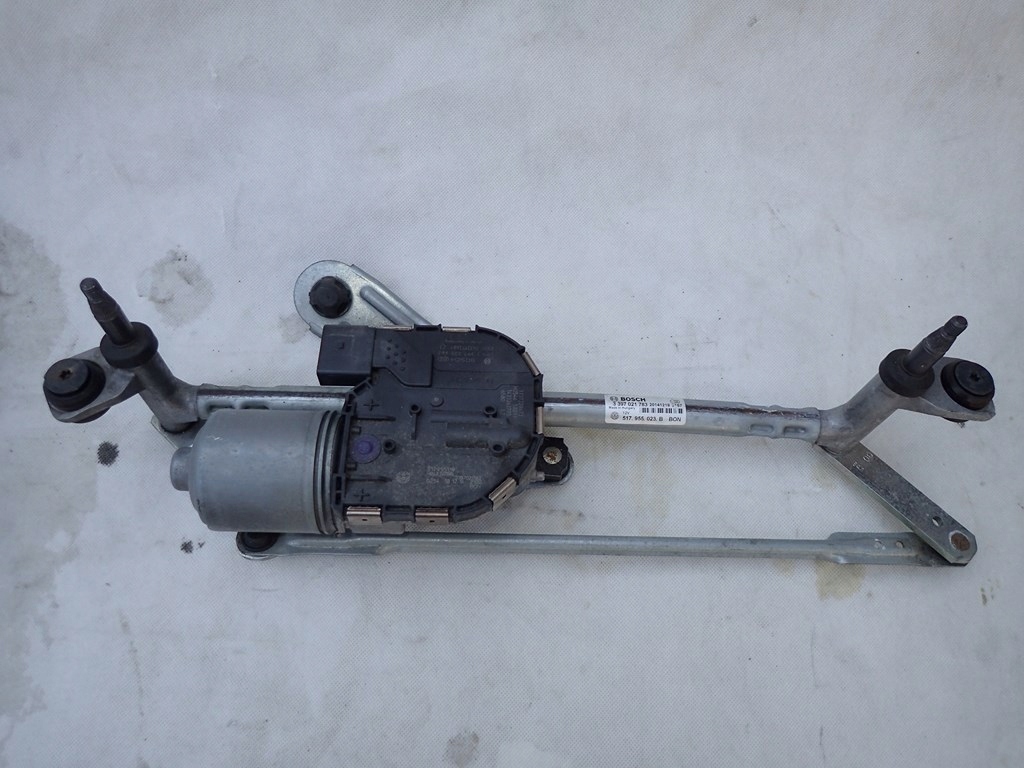 фото №1, Volkswagen оригинальный номер 517955023a моторчик дворник