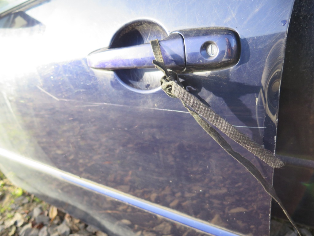 Дверь левое перед mazda 6 в Украине