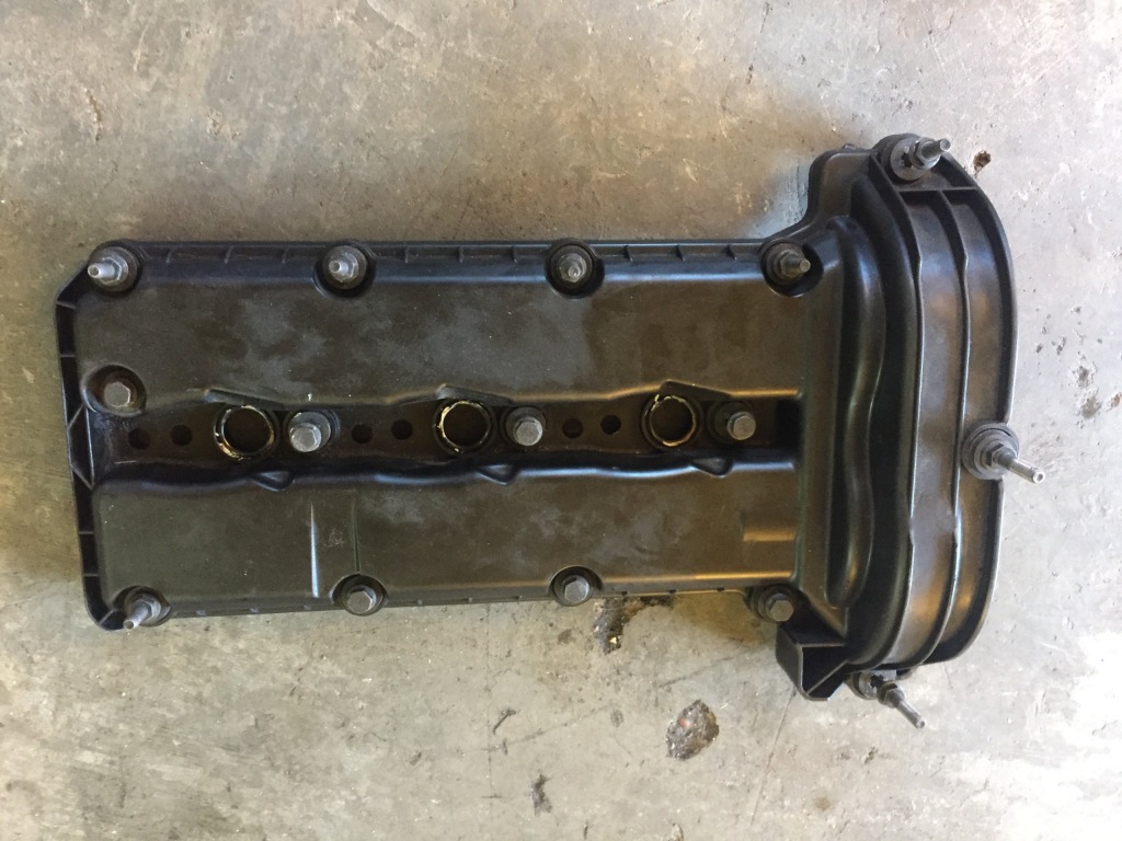 фото №1, Grand cherokee 3.0crdi крышка клапанов