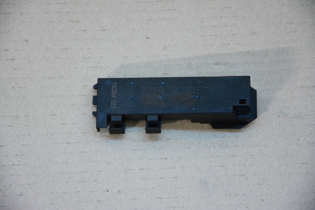 фото №1, 4m0907247a audi a4 8w антенна kessy q7