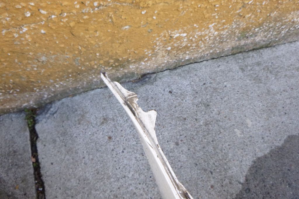 фото №7, Toyota corolla e16 sedan 13- бампер задний