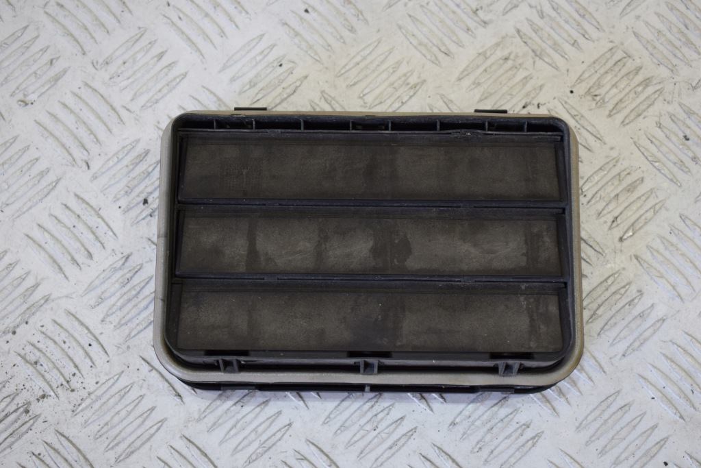 фото №1, Решітка декомпресійна bmw 5 f10 f11 2012