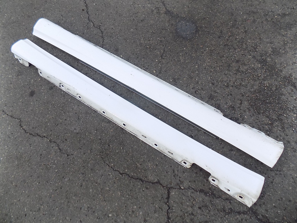 фото №1, Mercedes w203 clc молдинг накладка na поріг права