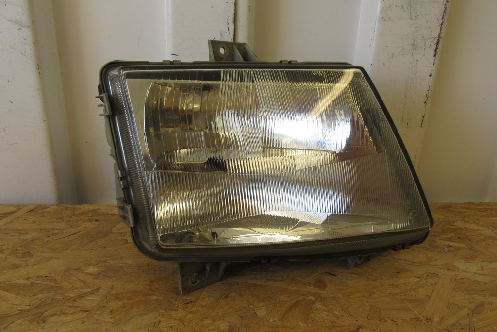 фото №1, Фара лампа передняя правая mercedes vito w638