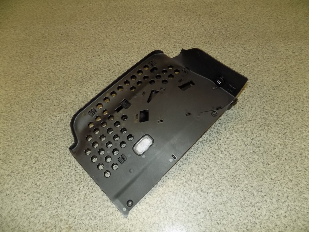 фото №1, Mercedes 15r sl r231 231 защита корпус панели