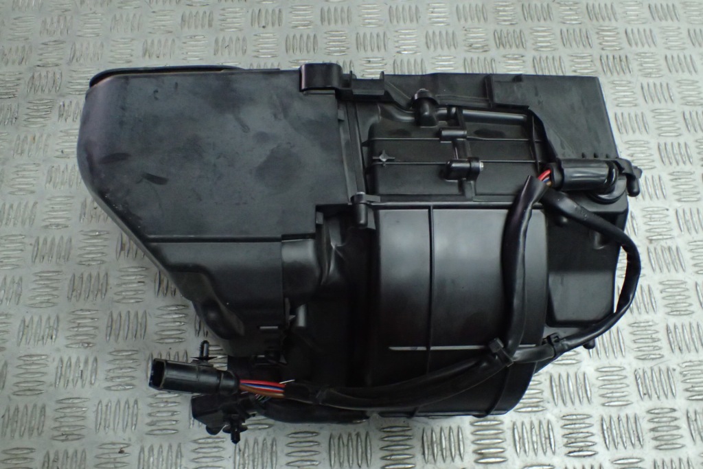 фото №3, Audi r8 420 вентилятор вентилятор обдув повітропровід