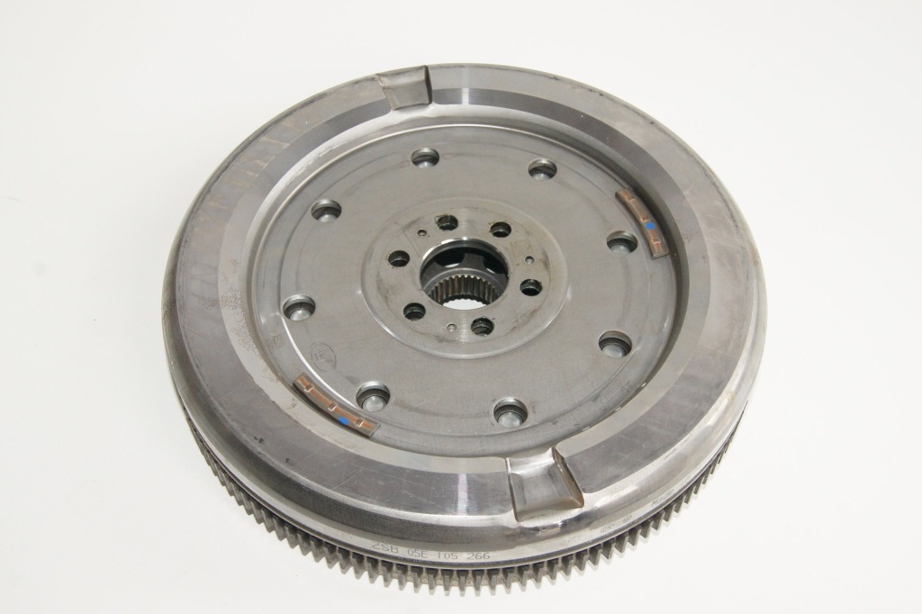 фото №1, Gd vw arteon tsi колесо двомасовий 05e105266