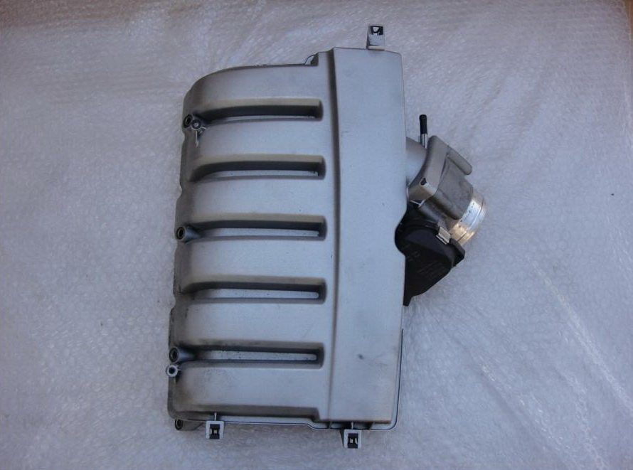 фото №1, Audi a8 d4 w12 6.3 fsi колектор всмоктуючий 07p133185b