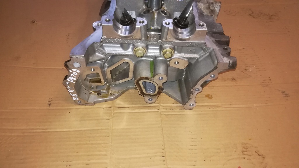 фото №6, Voyager town 11-18r 3.6 головка перед / правая