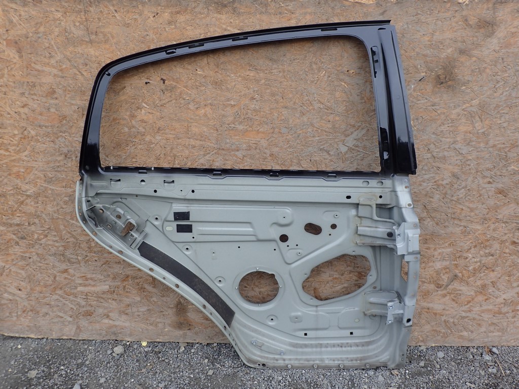 Купити Рамка дверей праве  задні задній vw golf v plus 5m
