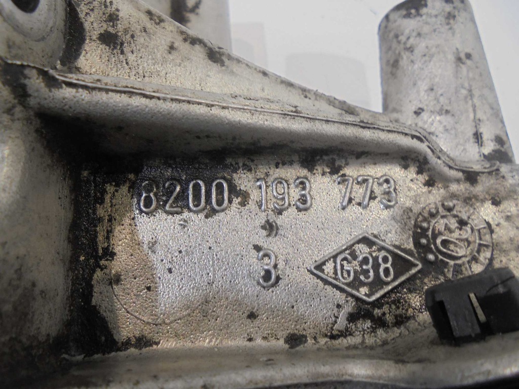 фото №4, Кронштейн насоса впрыска renault megane ii 1.9dci