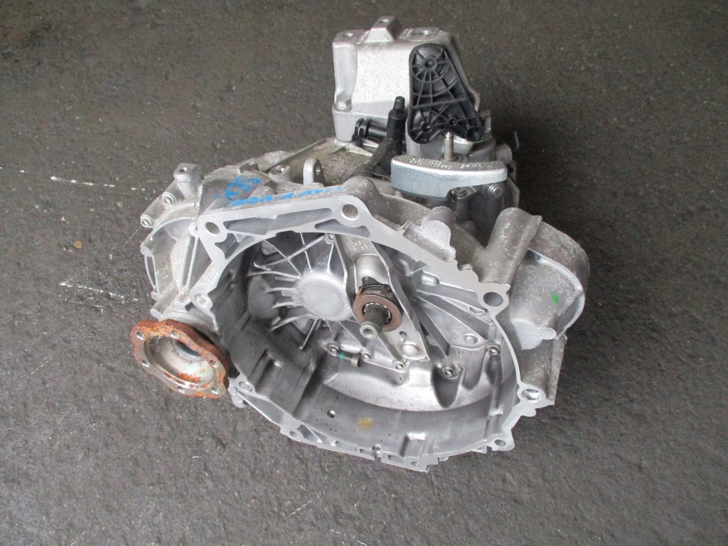 фото №1, Коробка передач передач vw t-roc 2ga 1,0tsi sem механическая коробка передач