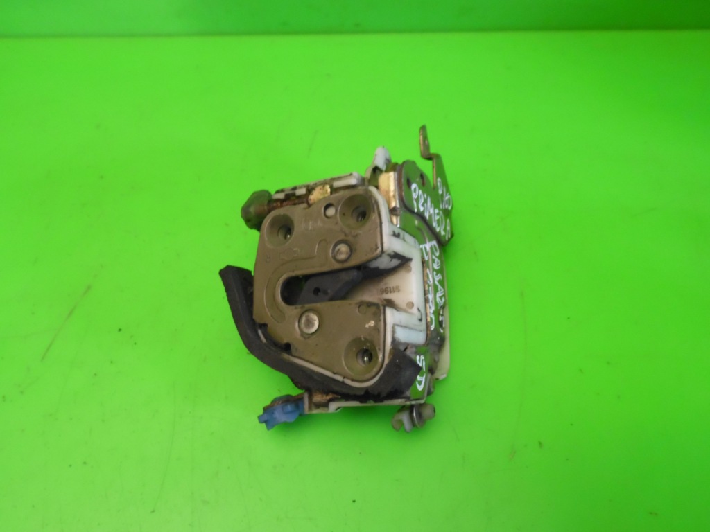 фото №1, Замок дверь правый перед nissan primera p10 hb 90-