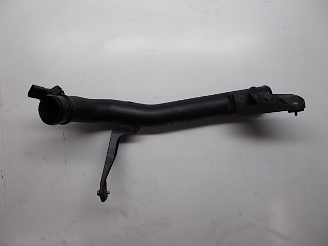 фото №1, Ibiza iv 6j 08r- 1.4 tdi труба воздуха 6j0145770b