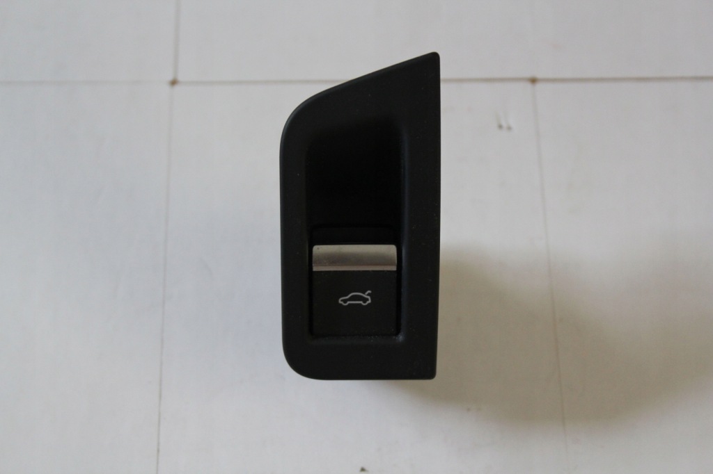 фото №1, Переключатель открывания крышки audi q7 4m0959831a