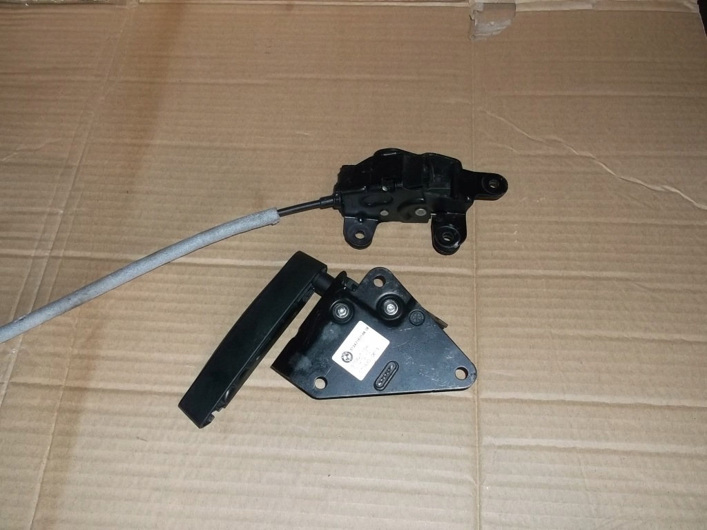 фото №1, Замок привод кронштейн крышки задняя bmw x5 e70 7162149