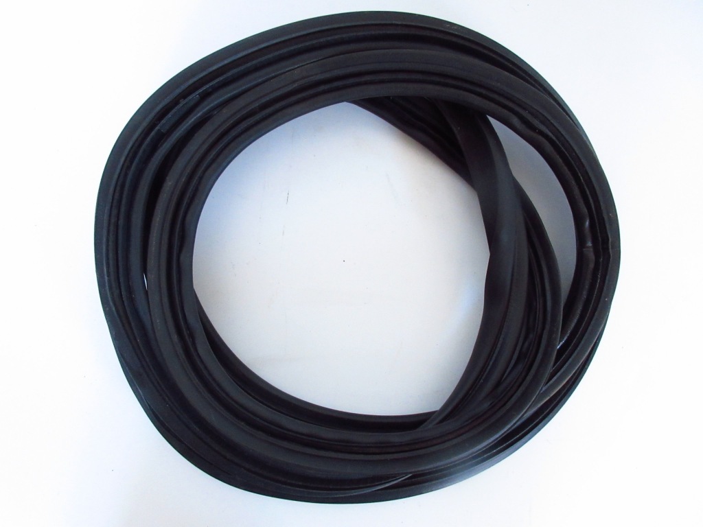 фото №1, Corolla e21 kombi прокладка крышки задний