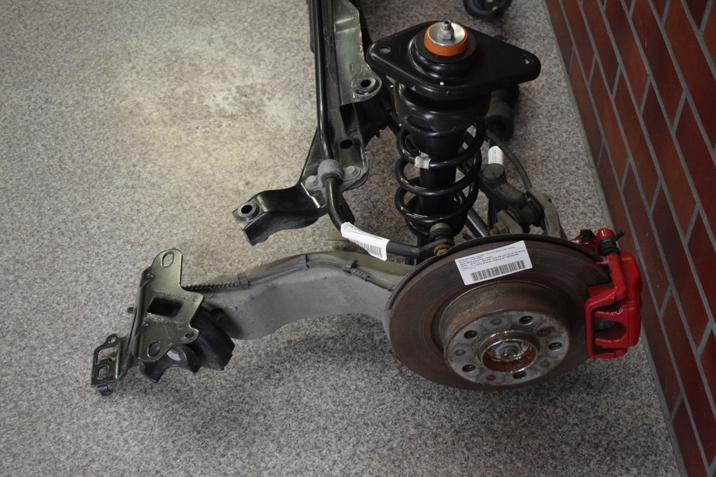 фото №2, Поворотный кулак левая рычаг mini cooper r60 r61 jcw