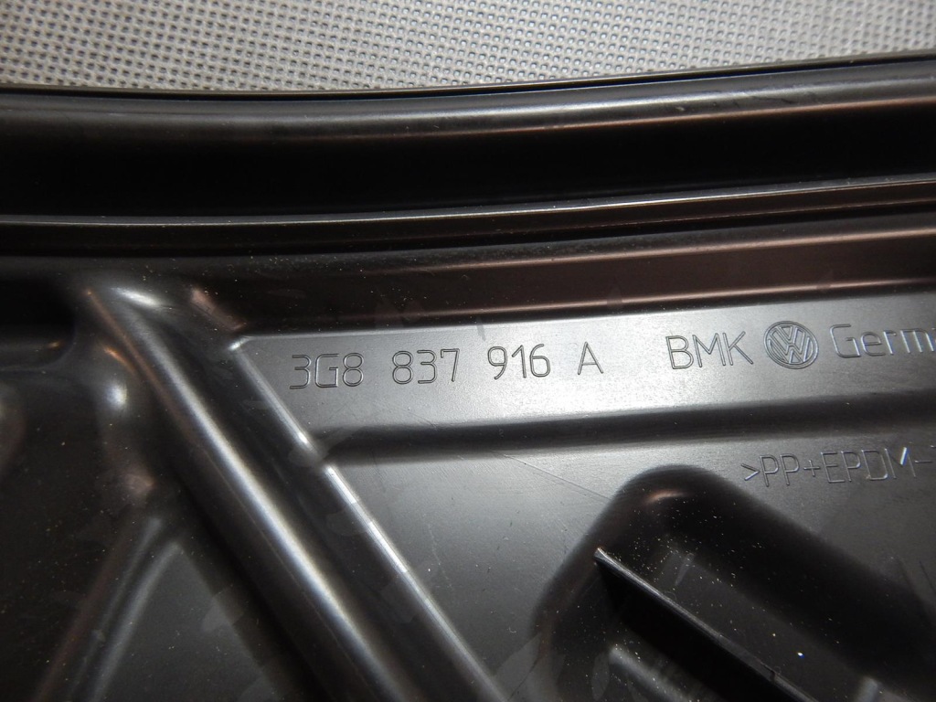 Vw arteon захист  заглушка дверей передня права 3g8837916a Доставка